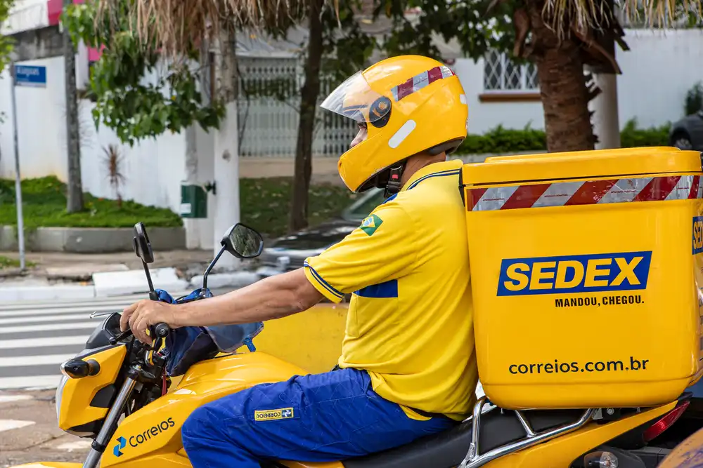 Correios anuncia concurso público com vagas para nível médio e superior